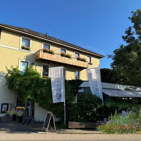 Zum Rayers Cafe-Restaurant & Boutique-Hotel Niederrotweil エクステリア 写真