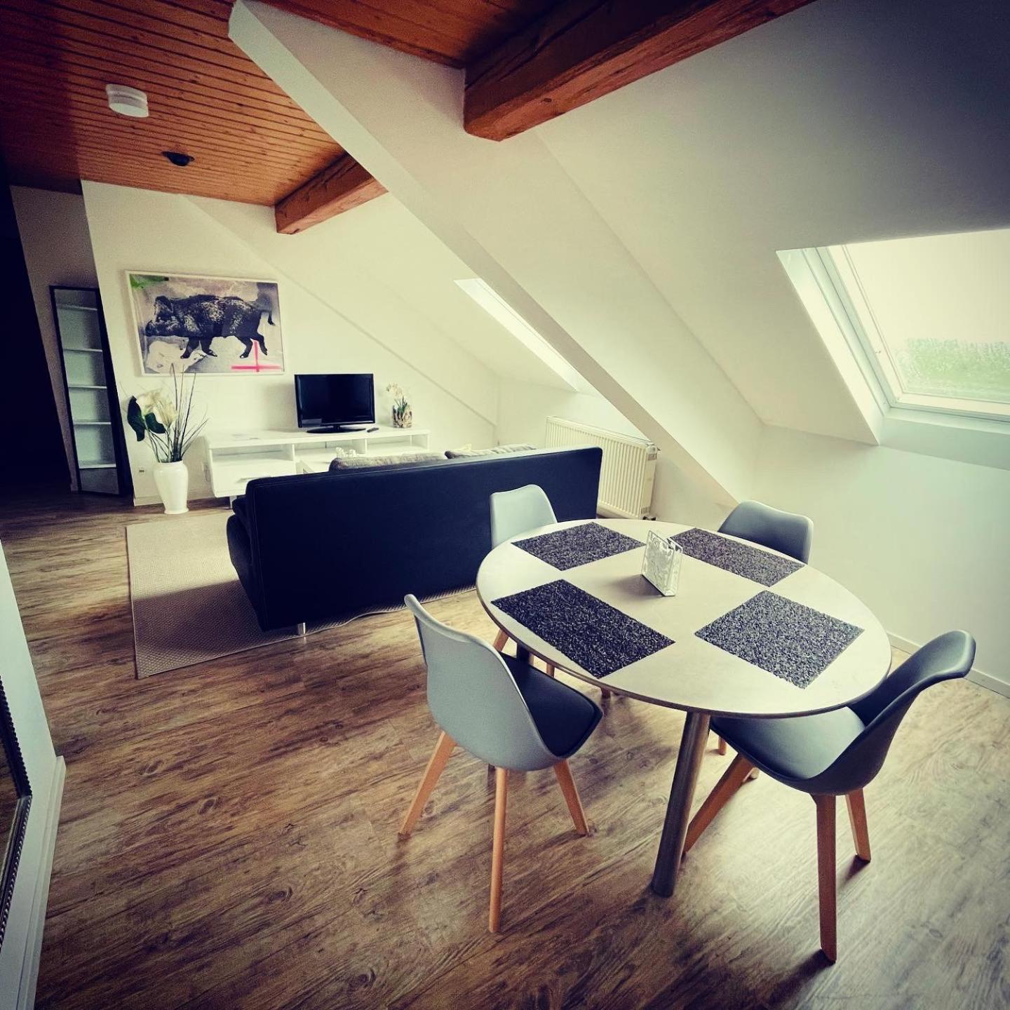 Zum Rayers Cafe-Restaurant & Boutique-Hotel Niederrotweil エクステリア 写真