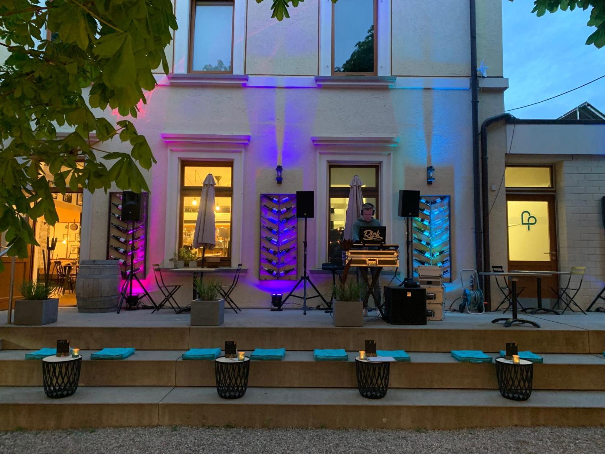 Zum Rayers Cafe-Restaurant & Boutique-Hotel Niederrotweil エクステリア 写真