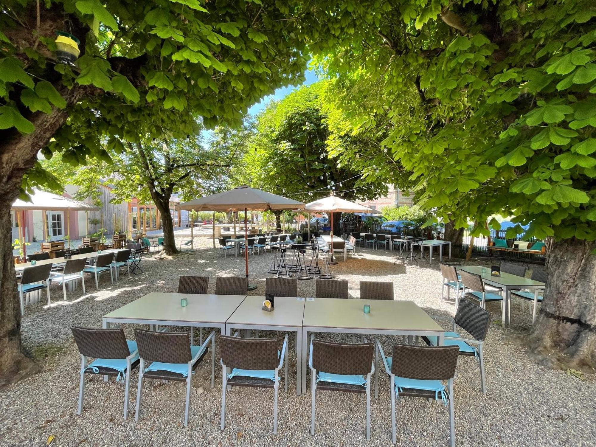 Zum Rayers Cafe-Restaurant & Boutique-Hotel Niederrotweil エクステリア 写真