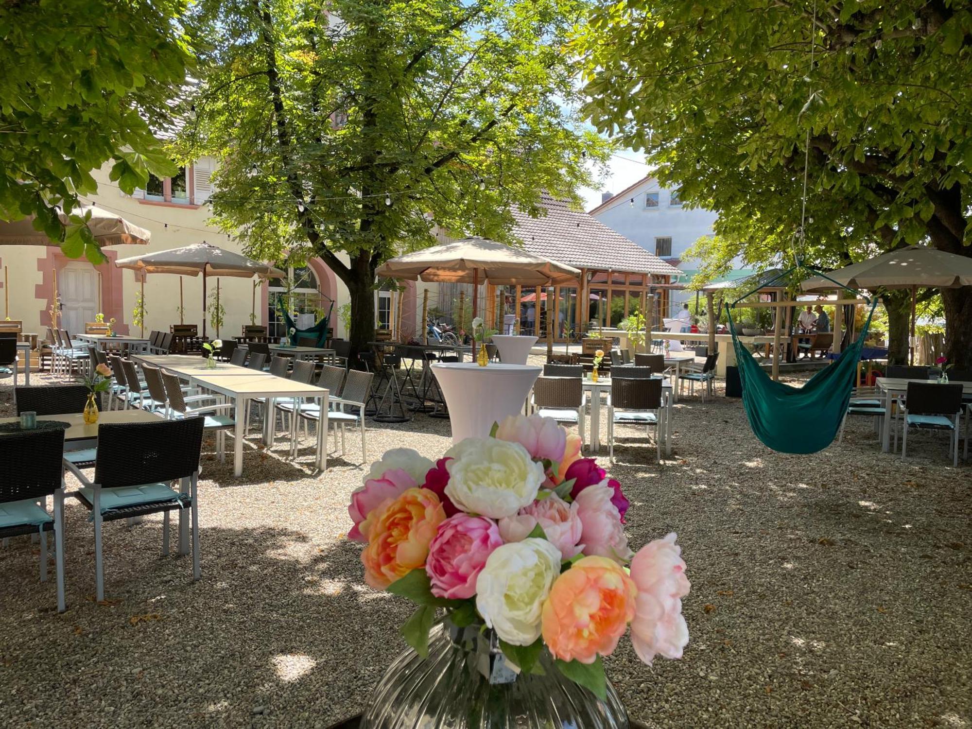 Zum Rayers Cafe-Restaurant & Boutique-Hotel Niederrotweil エクステリア 写真