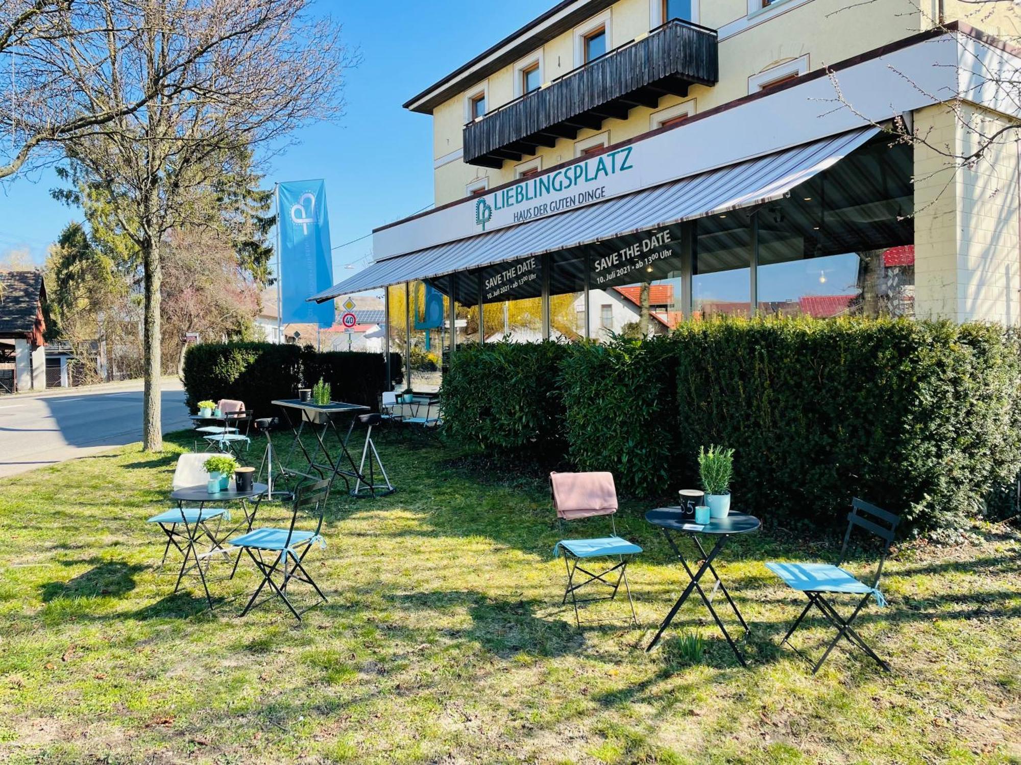Zum Rayers Cafe-Restaurant & Boutique-Hotel Niederrotweil エクステリア 写真