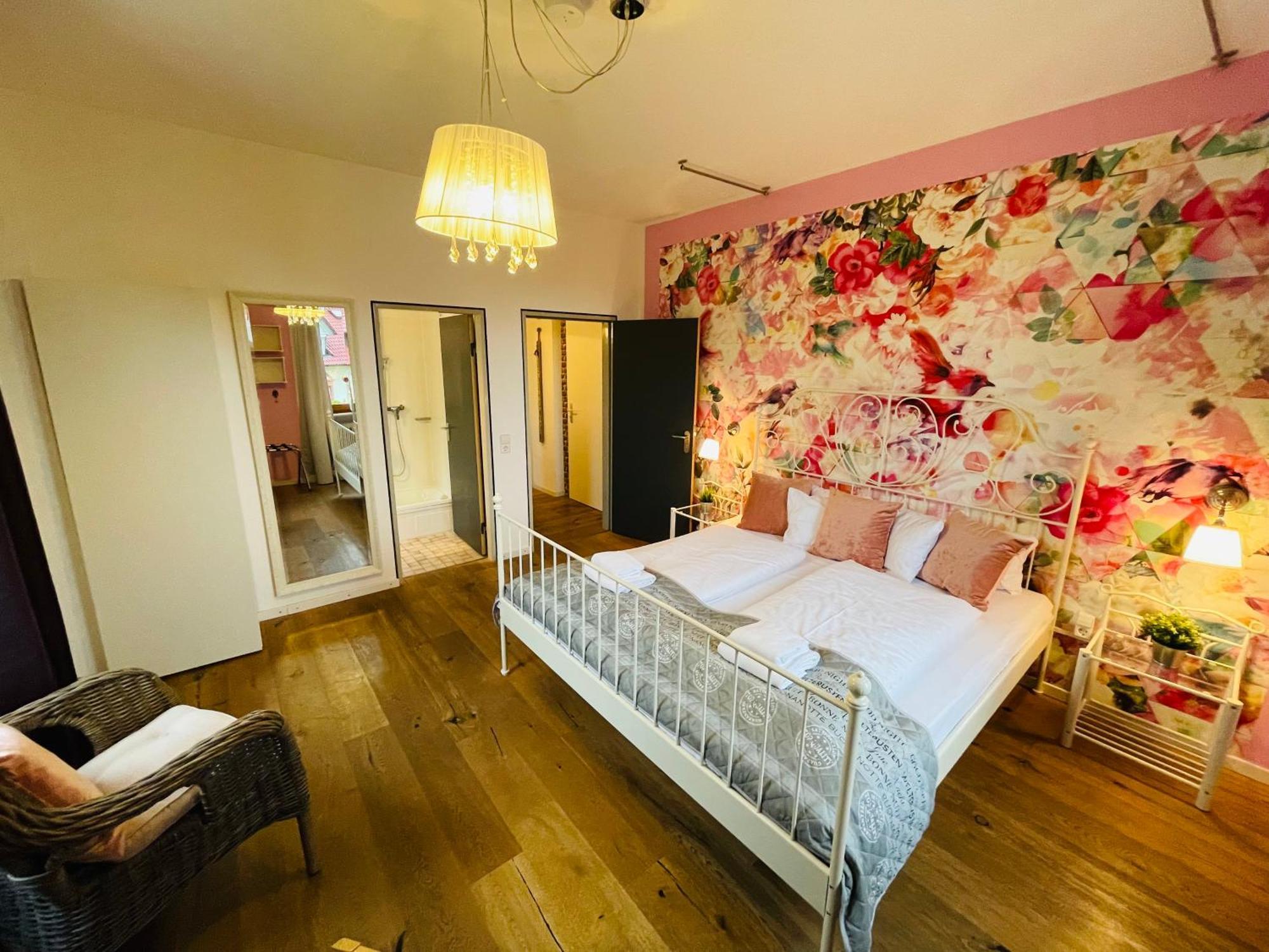 Zum Rayers Cafe-Restaurant & Boutique-Hotel Niederrotweil 部屋 写真