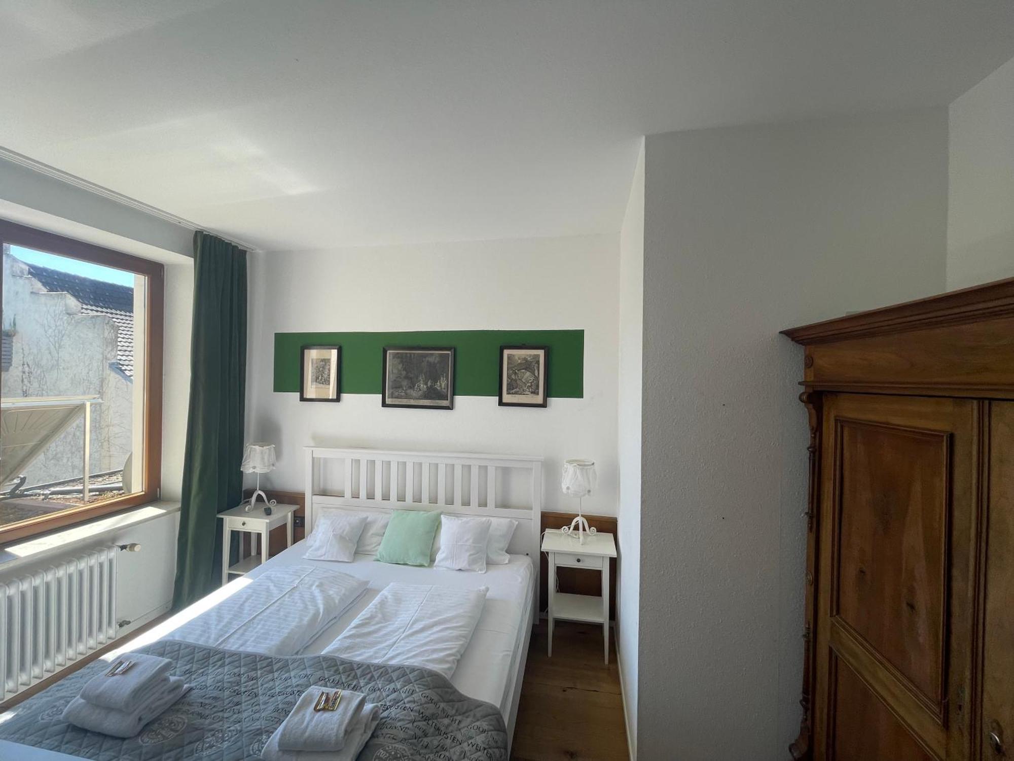Zum Rayers Cafe-Restaurant & Boutique-Hotel Niederrotweil 部屋 写真