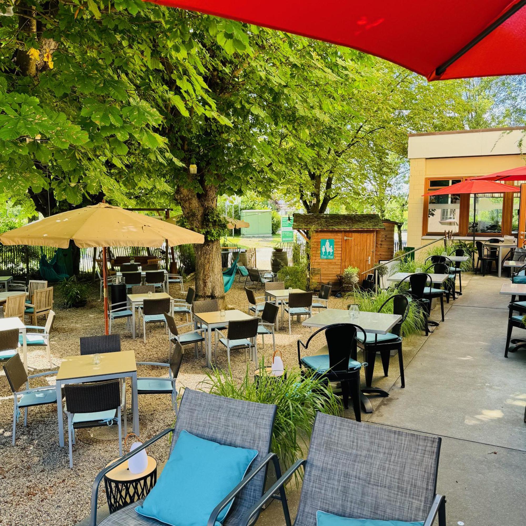 Zum Rayers Cafe-Restaurant & Boutique-Hotel Niederrotweil エクステリア 写真